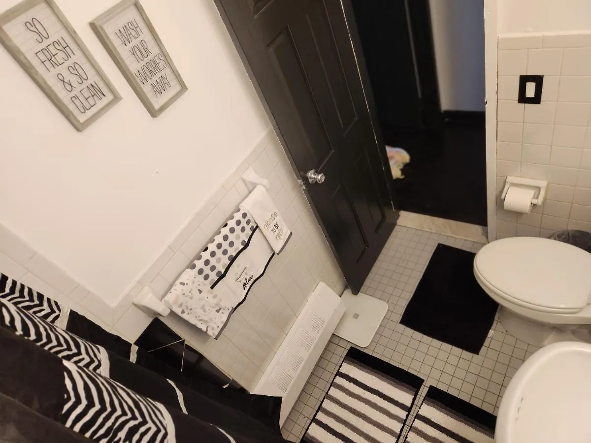 ניו יורק Spacious 3Br, 2B 0*, ניו יורק