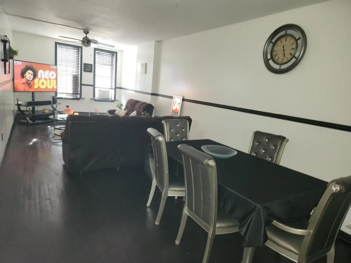 דירה ניו יורק Spacious 3Br, 2B