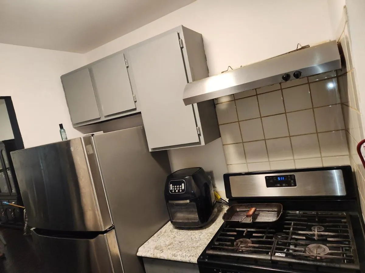 Spacious 3Br, 2B New York 0*,